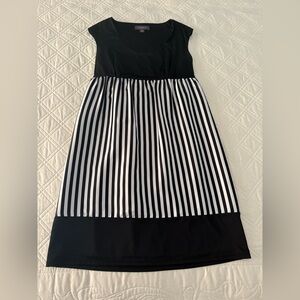 Liz Claiborne black and white striped midi dress size 8 petite